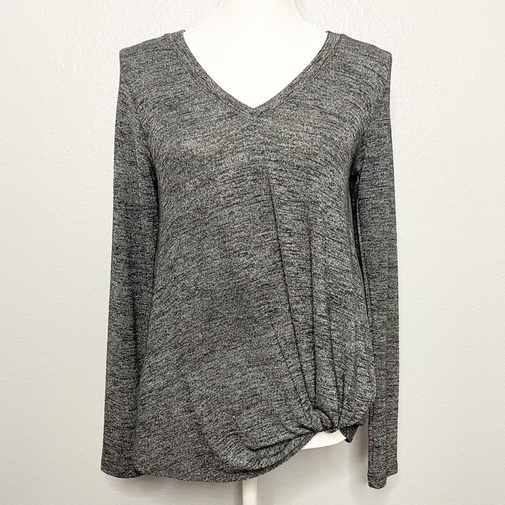 Anthropologie Sunday in Brooklyn Charcoal Twisted Knot Hem V-Neck Sweater Sz XS